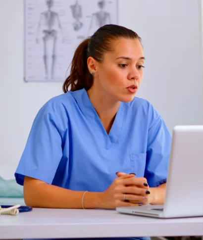 woman-practitioner-assistant-offering-medical-onli-2025-02-20-05-49-39-utc